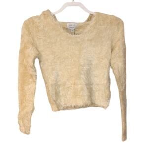 Uniq by Litz S/M Small/Medium Fuzzy Stretchy Long Sleeve Sweater Egg Nog Color